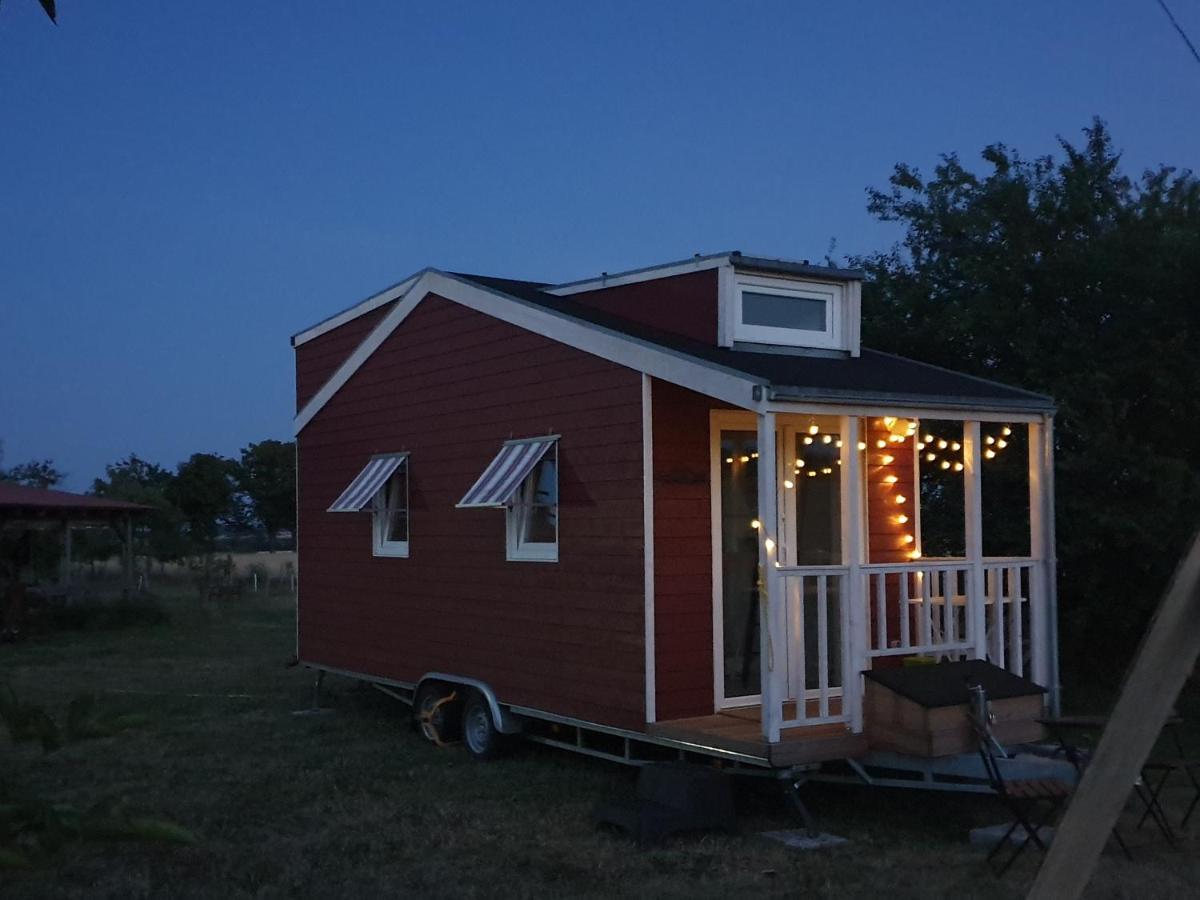 Вілла Tiny House Schonbeck  Екстер'єр фото