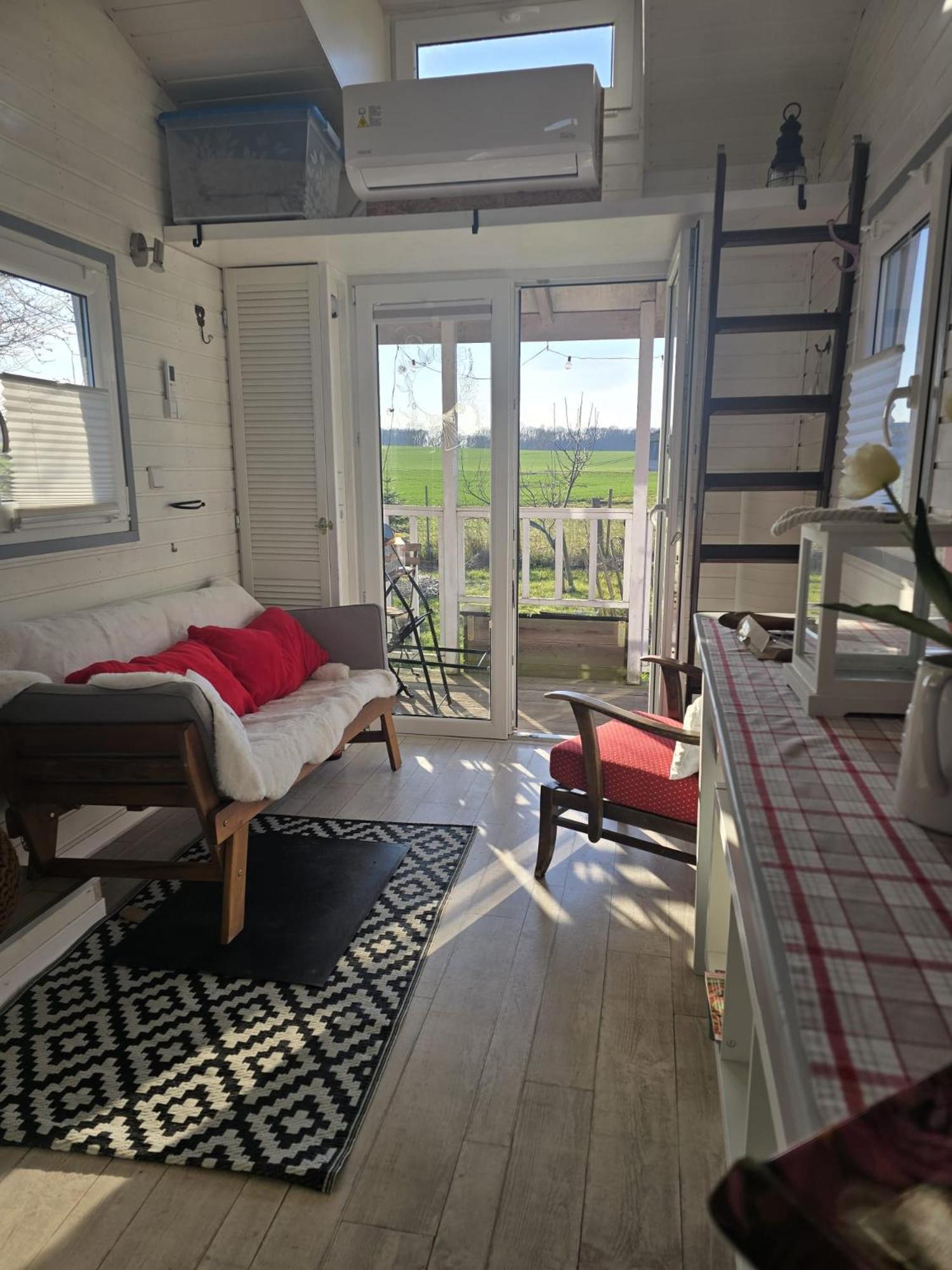 Вілла Tiny House Schonbeck  Екстер'єр фото